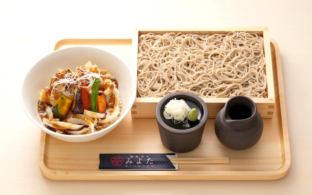 鶏甘酢あんかけ丼セット登場！